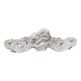 Décor en stuc figurant des anges