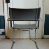 Office Chair in leather and chrome of the 1970s