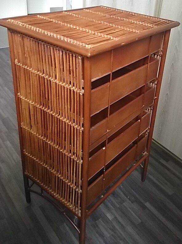 Chiffonnier en rotin