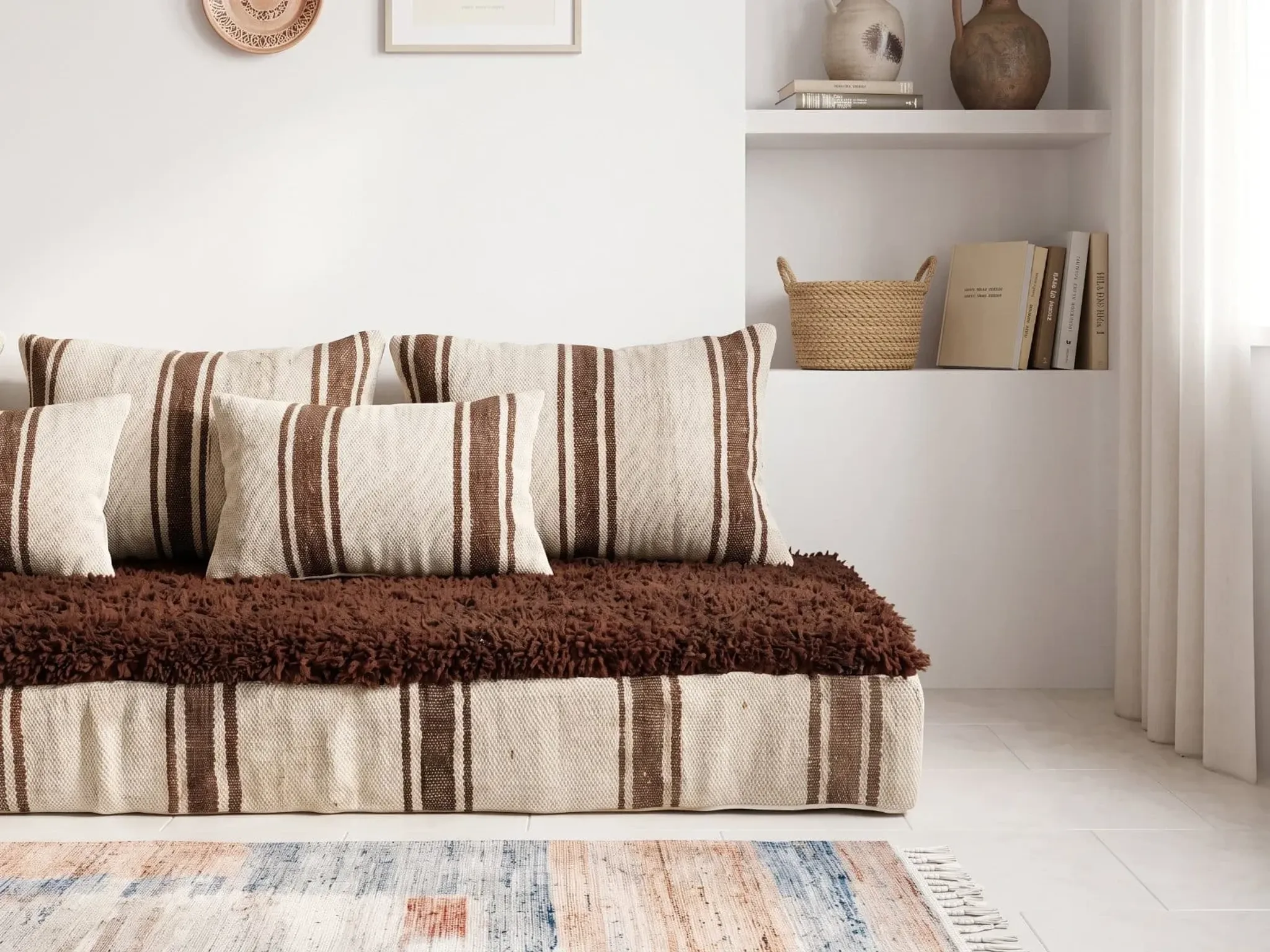 Striped coffee Hanbel floor cushion – Handwoven ivory wool