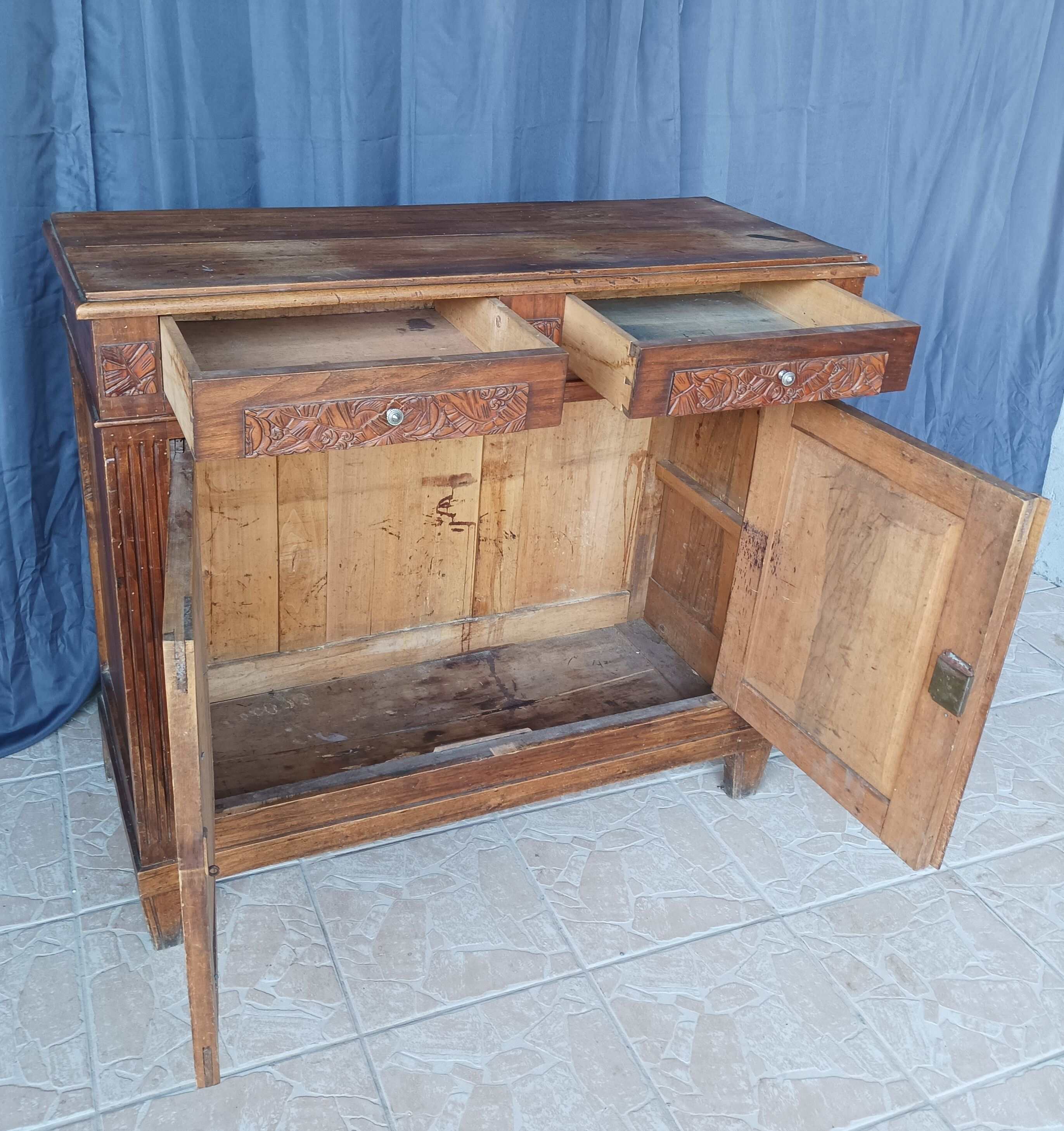 Low art deco walnut sideboard