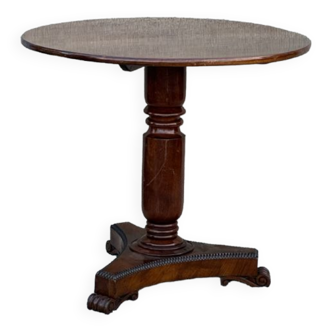 Mahogany pedestal table