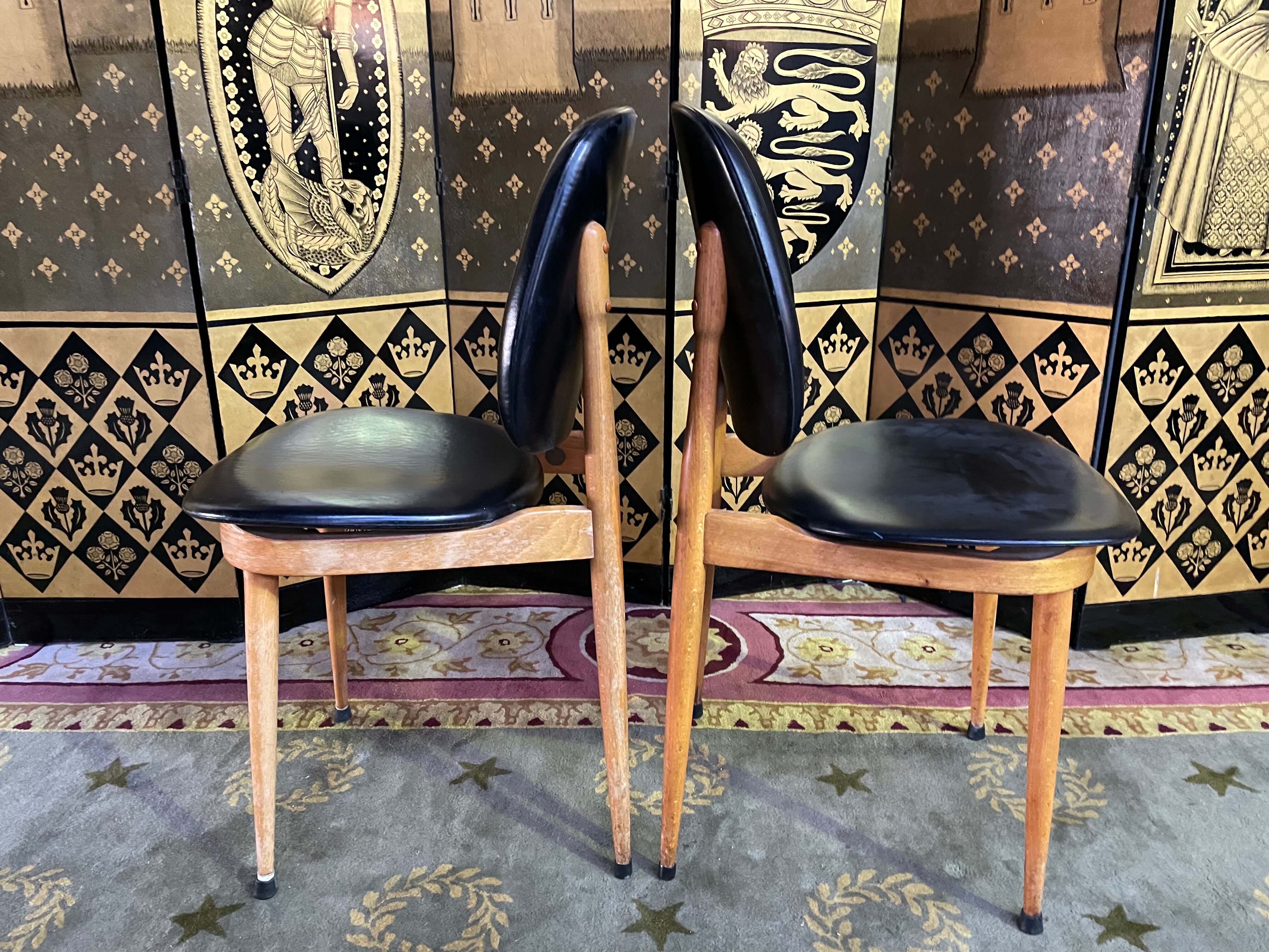 Pair of baumann chairs model pegasus