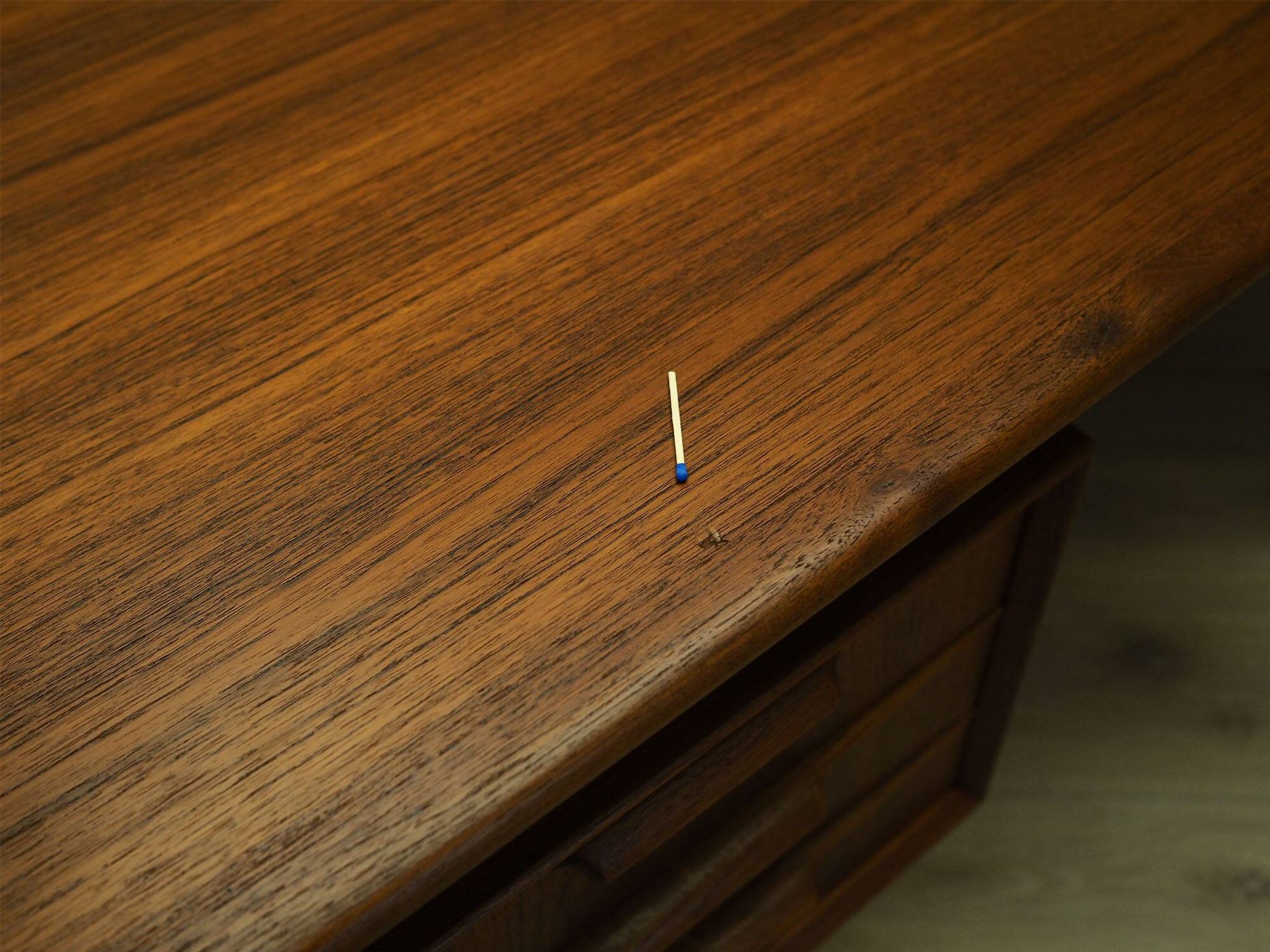 Bureau en teck, design danois, années 1970, fabricant : Omann Jun