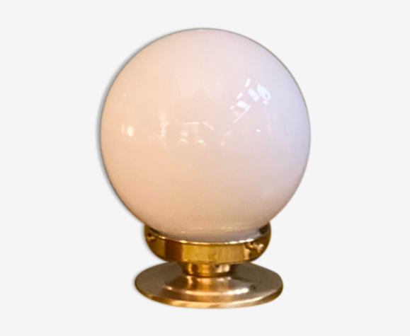 Lampe a poser opaline ancienne