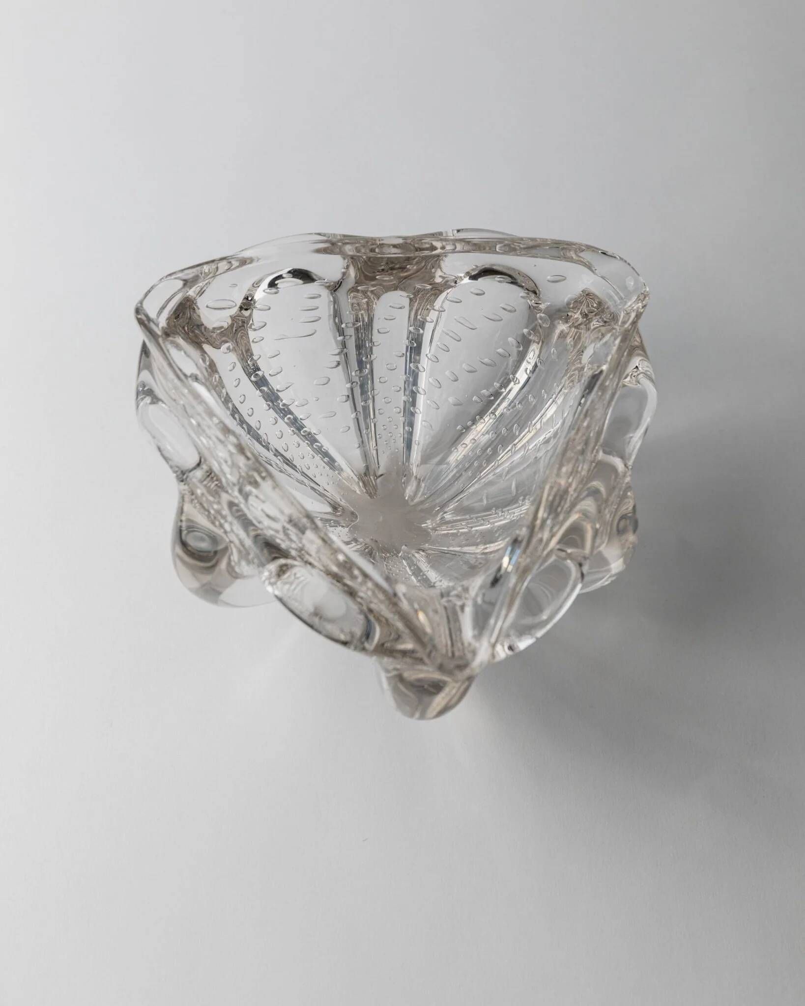 Transparent Murano Glass Bowl, Large Tri-lobed Triangle, Clear Glass with Bubbles, 1970s Italian Mid-Century Design