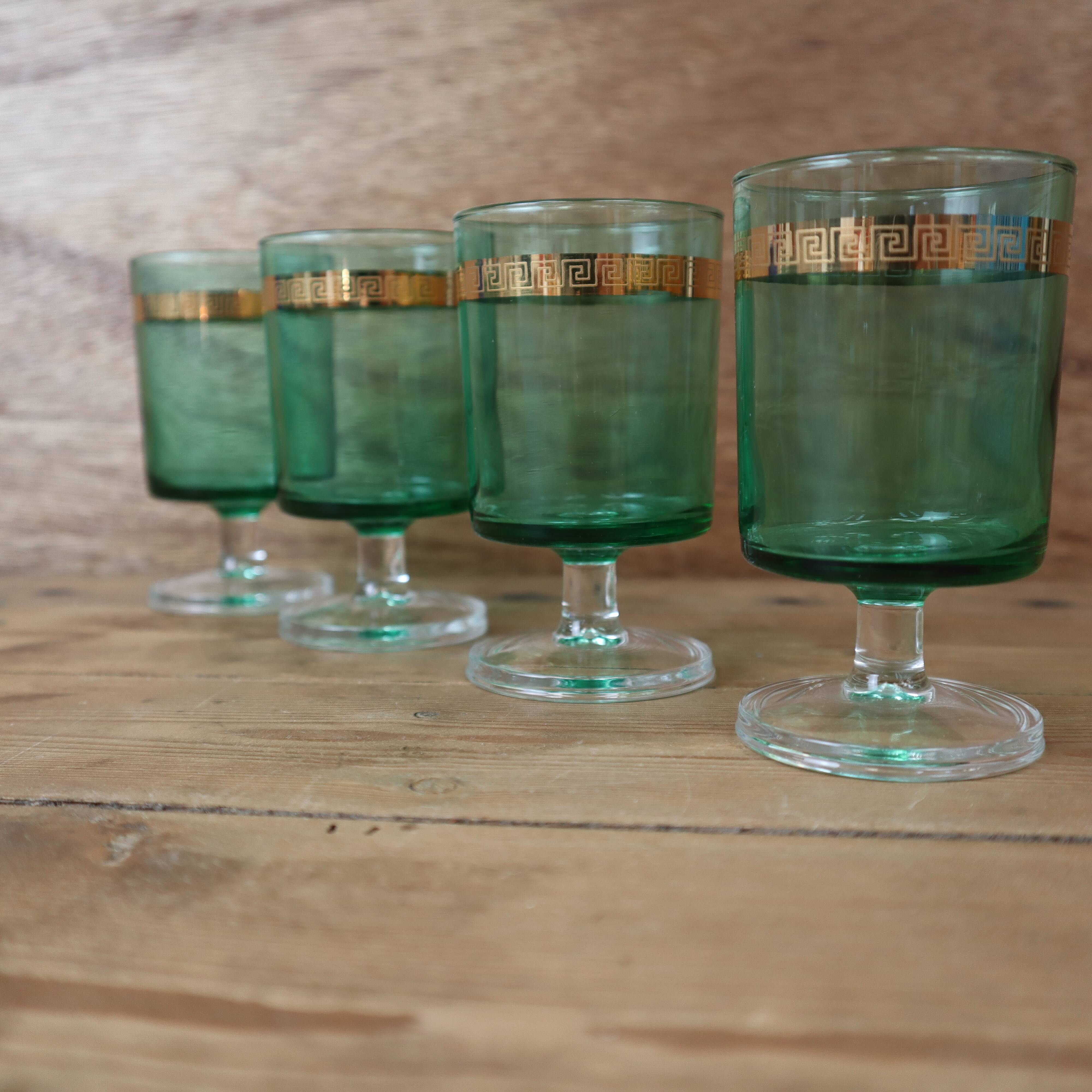 4 red wine glasses with emerald green stem and gold rim Luminarc