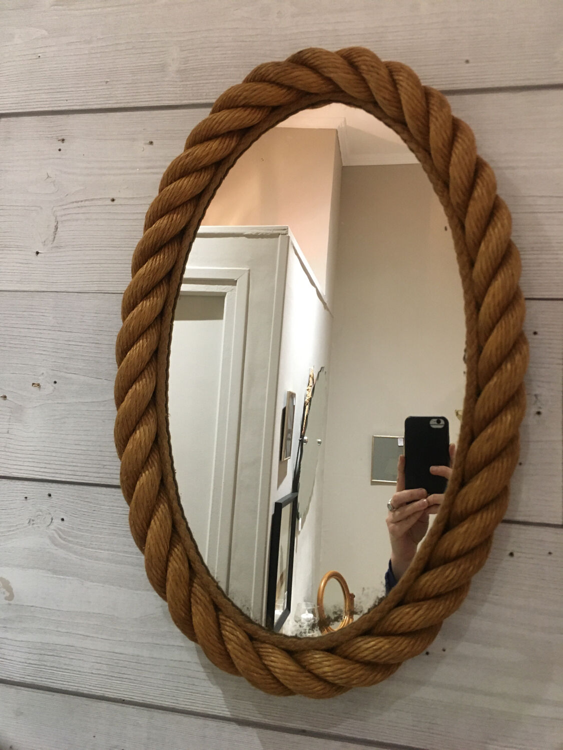 Oval rope mirror