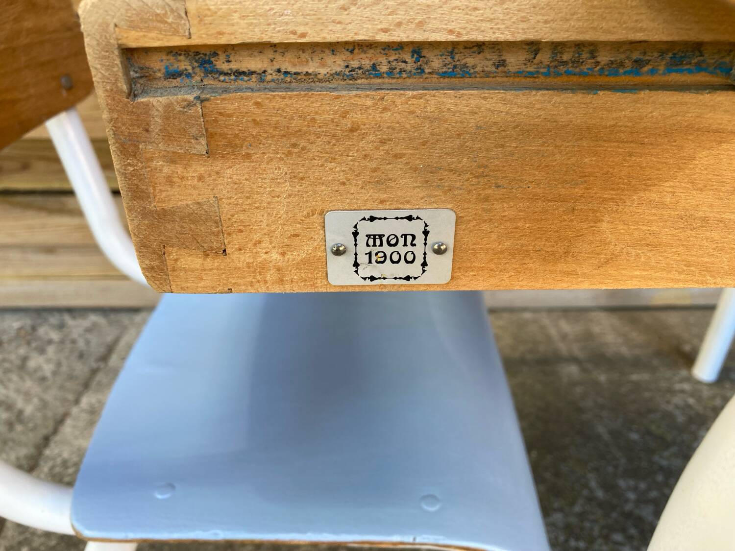 Kindergarten desk and chair