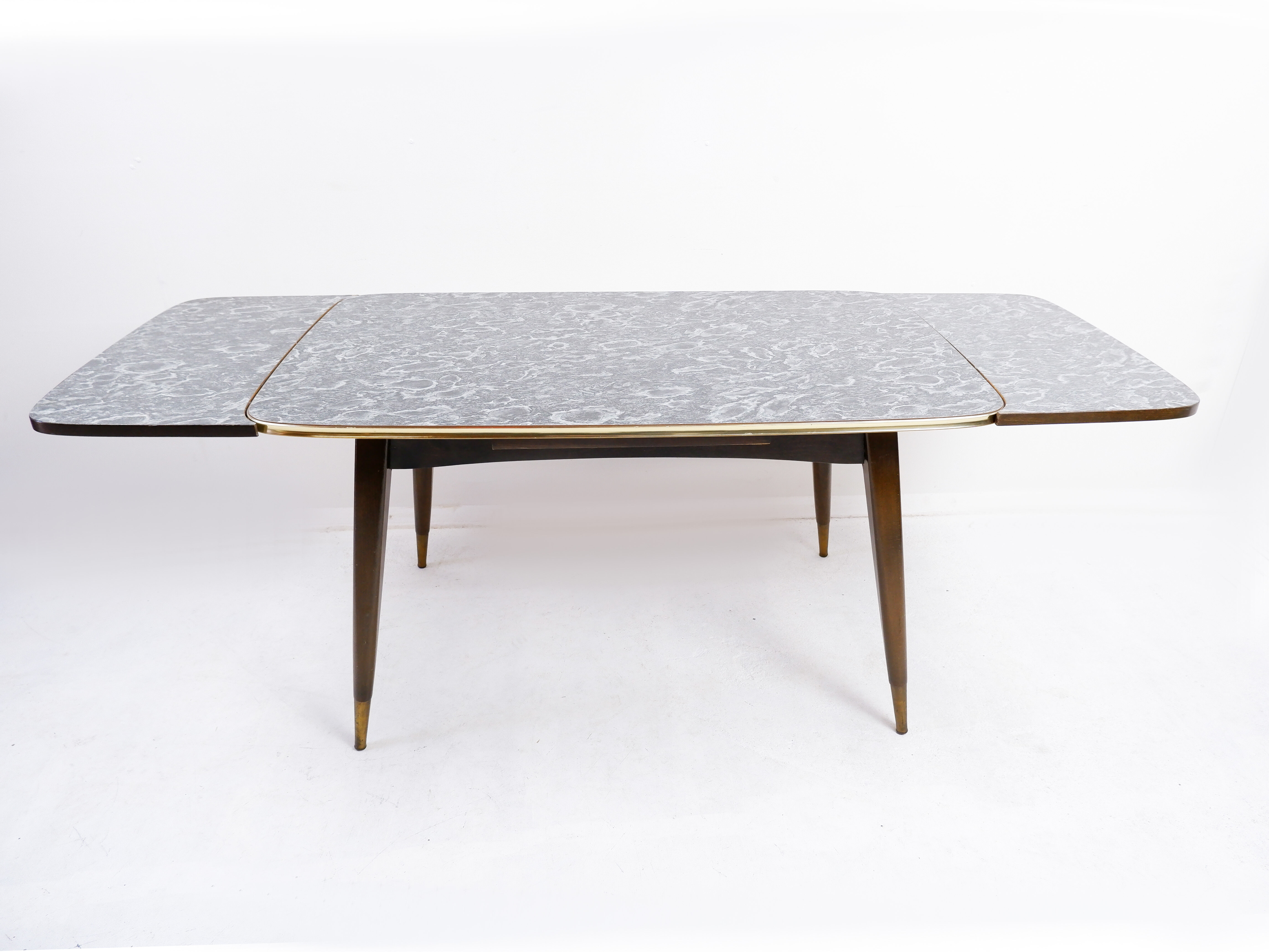 Dining table with extendable top, 1970s