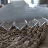 White opaline suspension