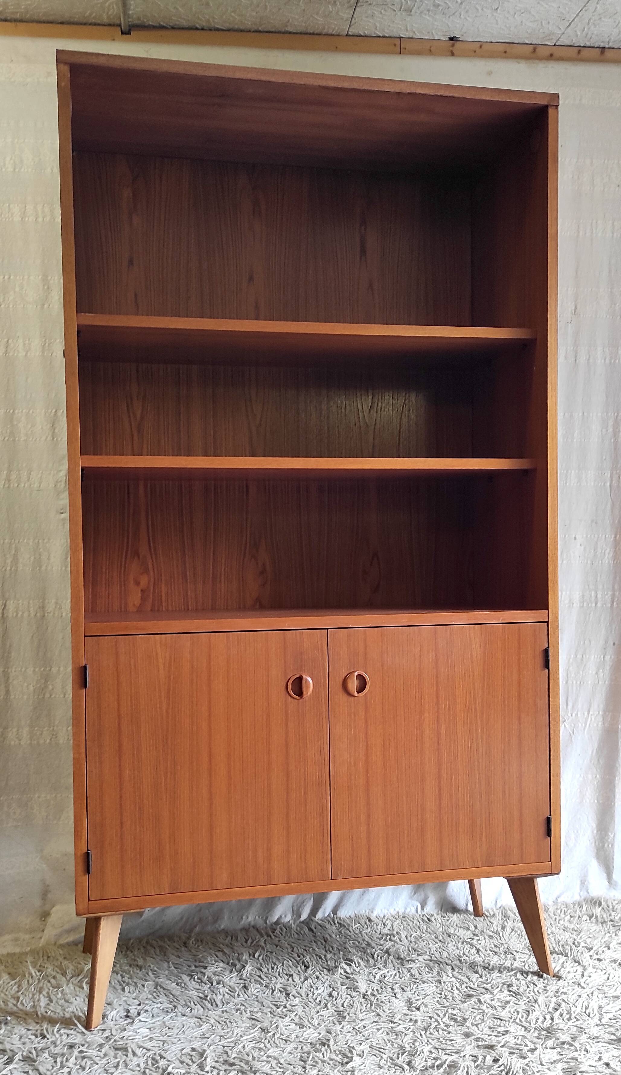 Scandinavian-style teak bookcase, 1960s
