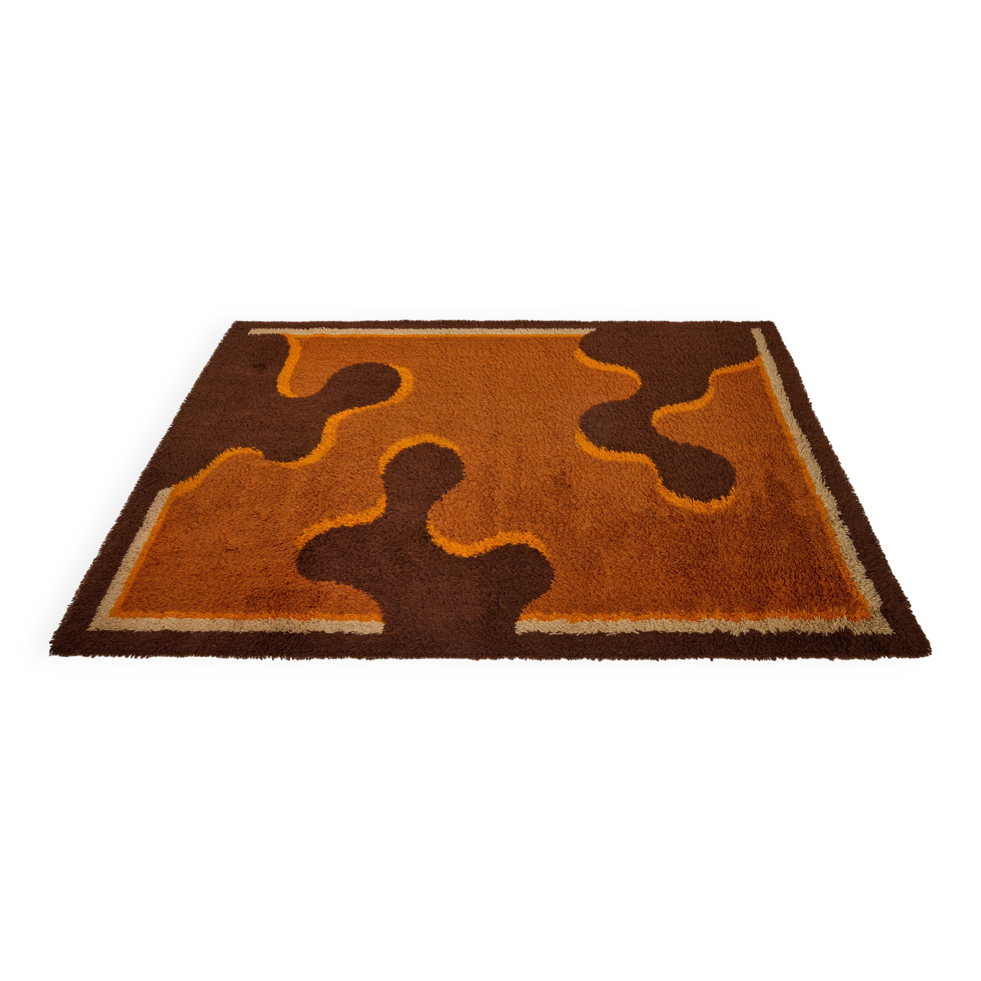 Space Age Rug, 1970-1980