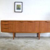 Enfilade by McIntosh * 201.5 cm *