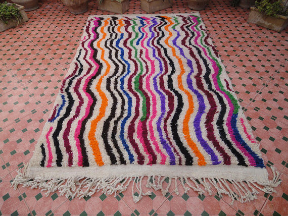 moroccan hand-woven azilal carpet berber 212 x 136 cm