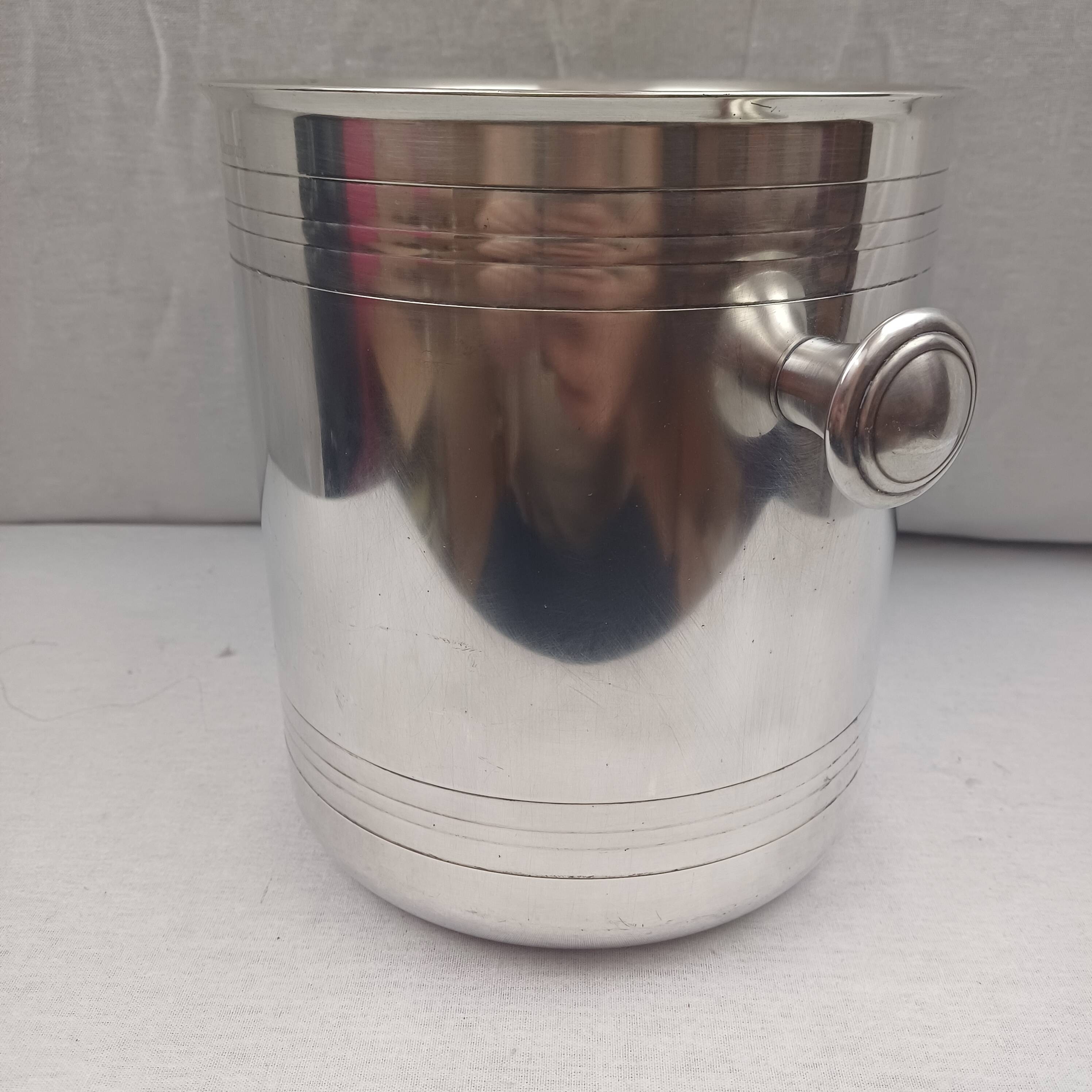 Christofle modèle vibration - seau à champagne Luc Lanel métal argenté tbe