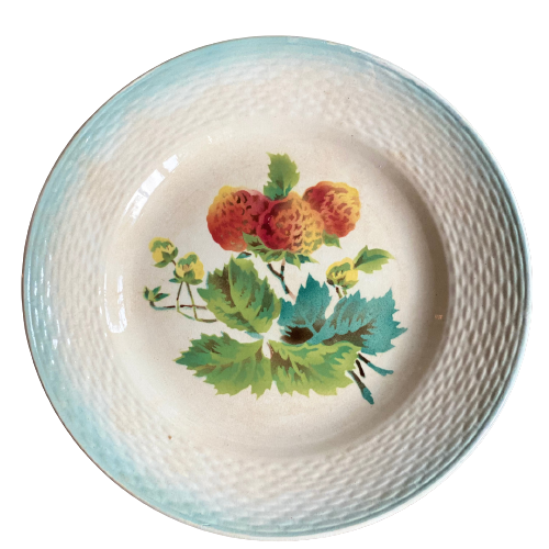 Saint Amand strawberry dessert plate