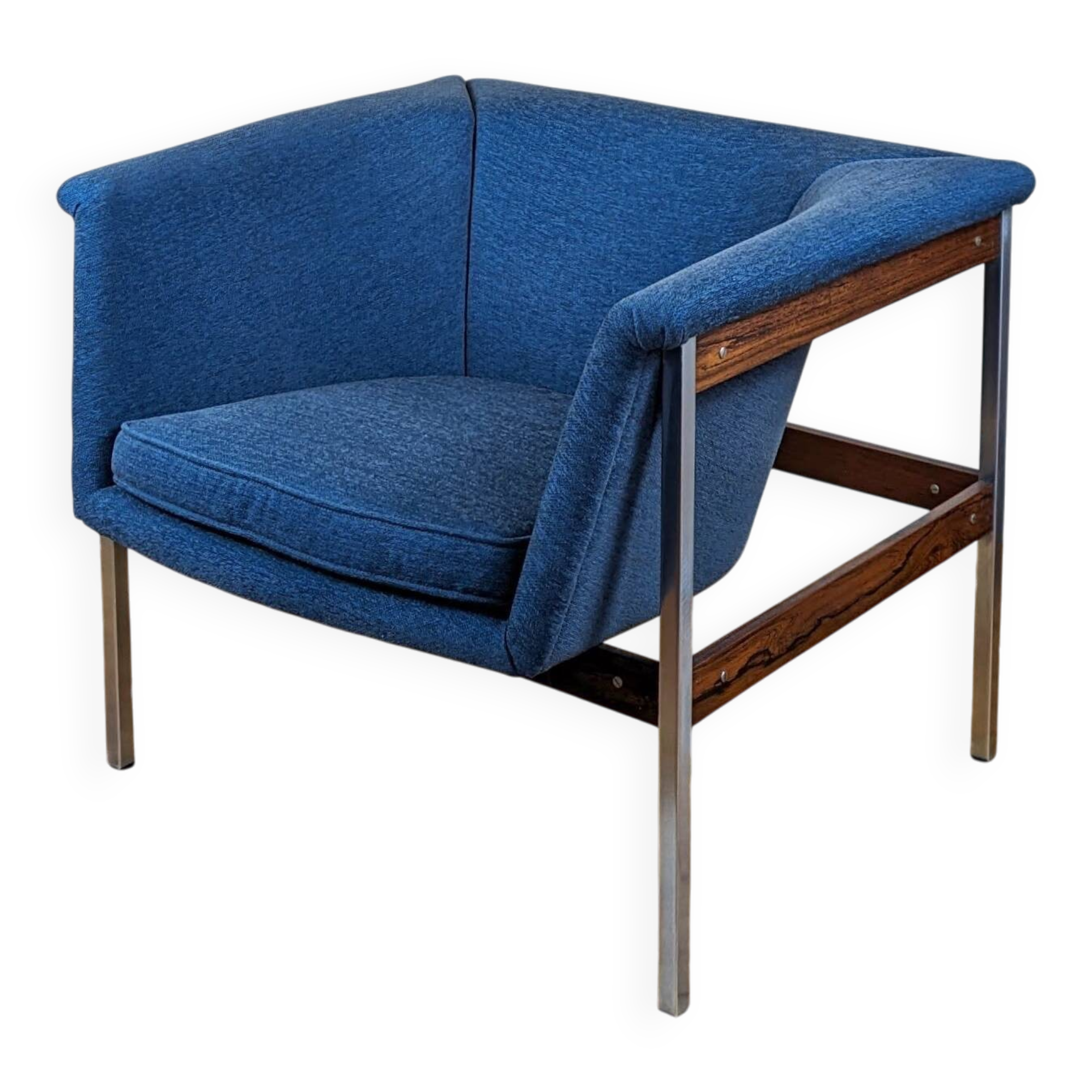 Artifort model 040 lounge chair by Geoffrey Harcourt
