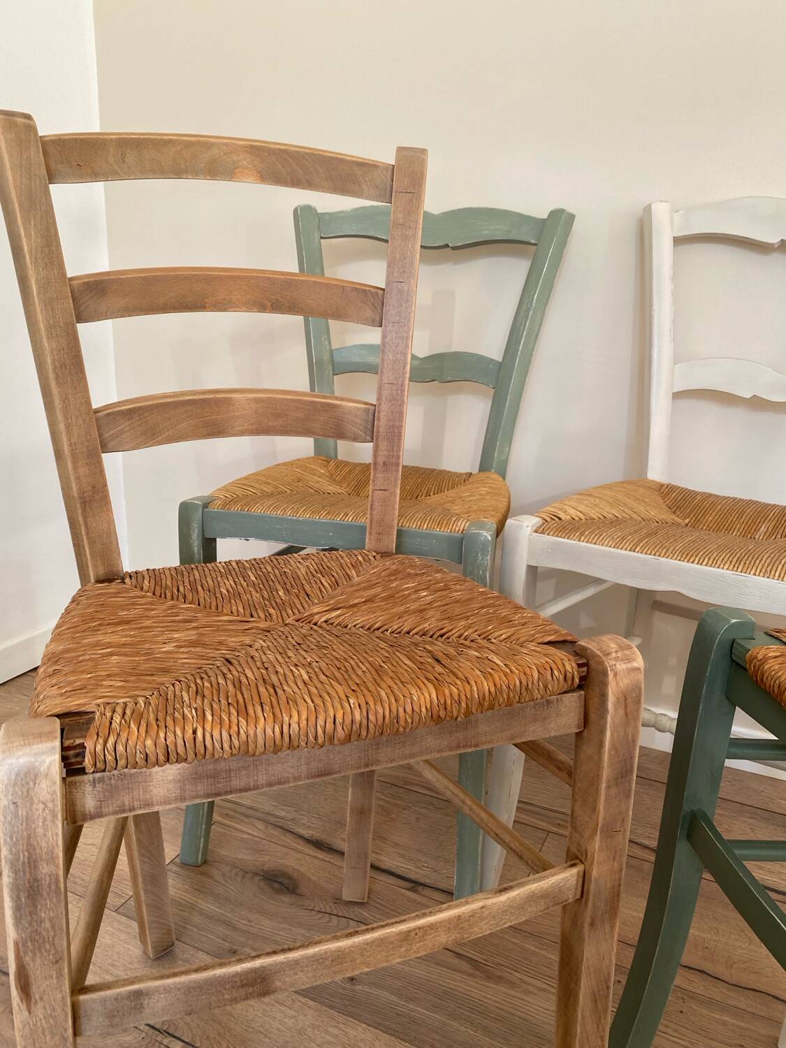 Set of 4 chairs