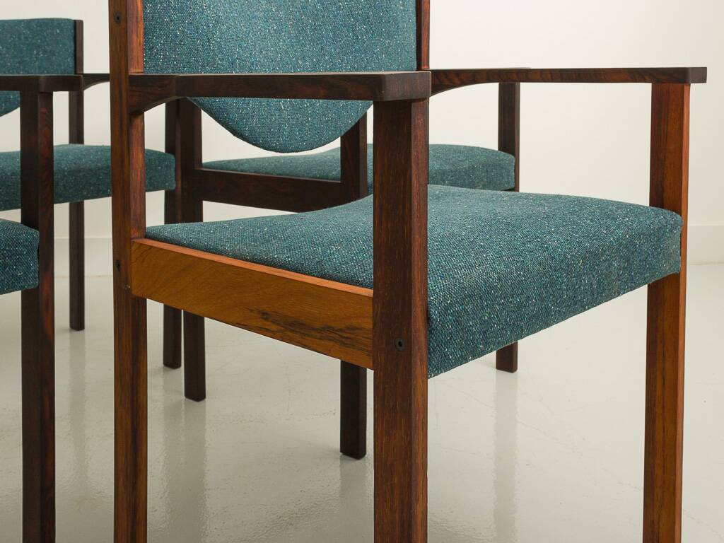 Set of 6 Scandinavian chairs in fully restored rosewood (seat, back and structure)