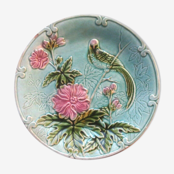 Green background dabbling plate, Art Deco Salins, parakeet and pink lavaters