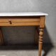 Table coiffeuse marbre
