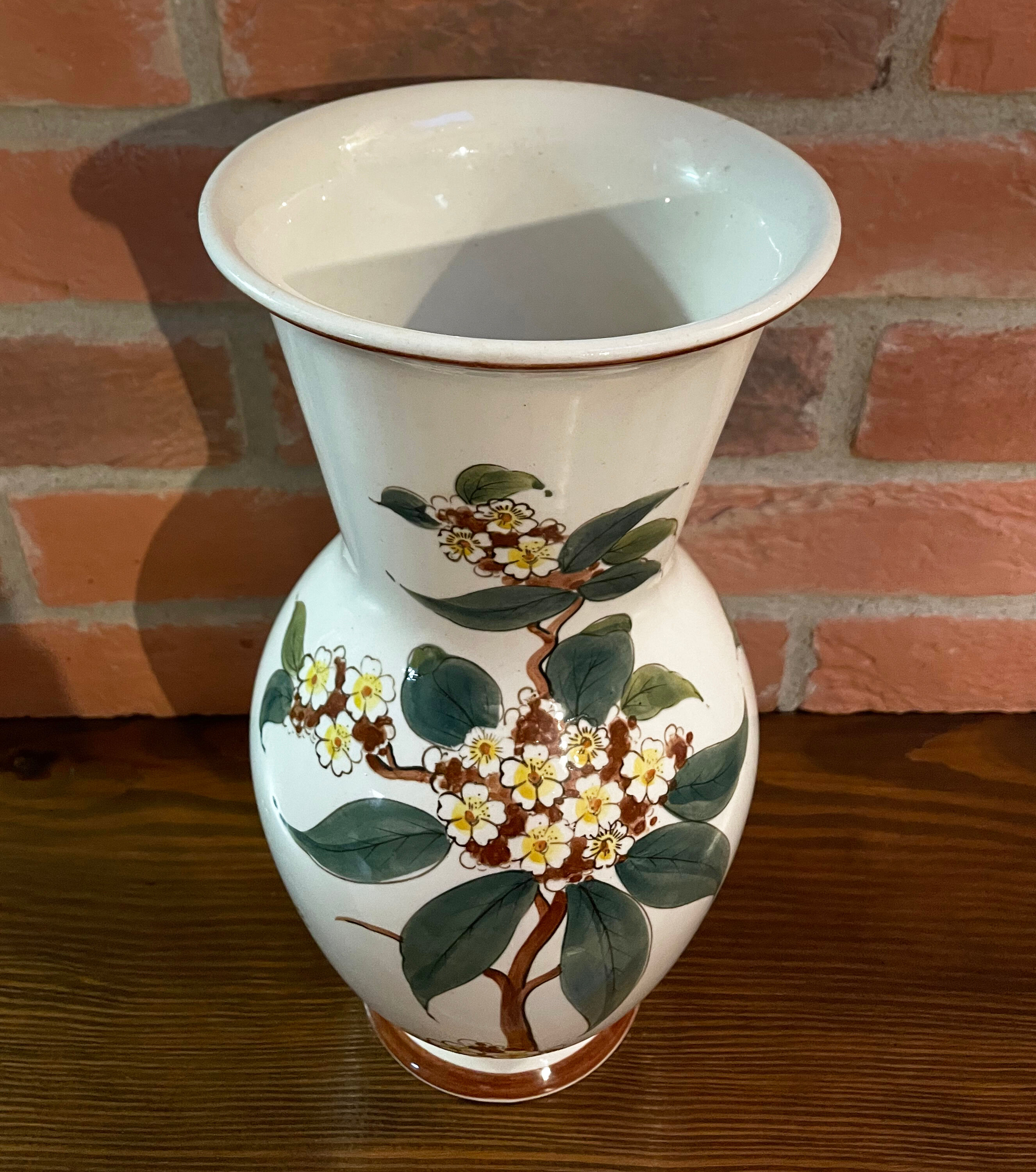 East German GDR Vase from 1960s with Hand-Painted Flowers, Steingutfabrik Dresden, Villeroy & Boch