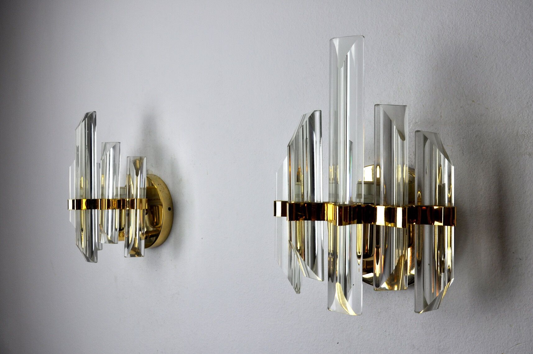 Pair of Venini glass wall lamps, Italy, 1970