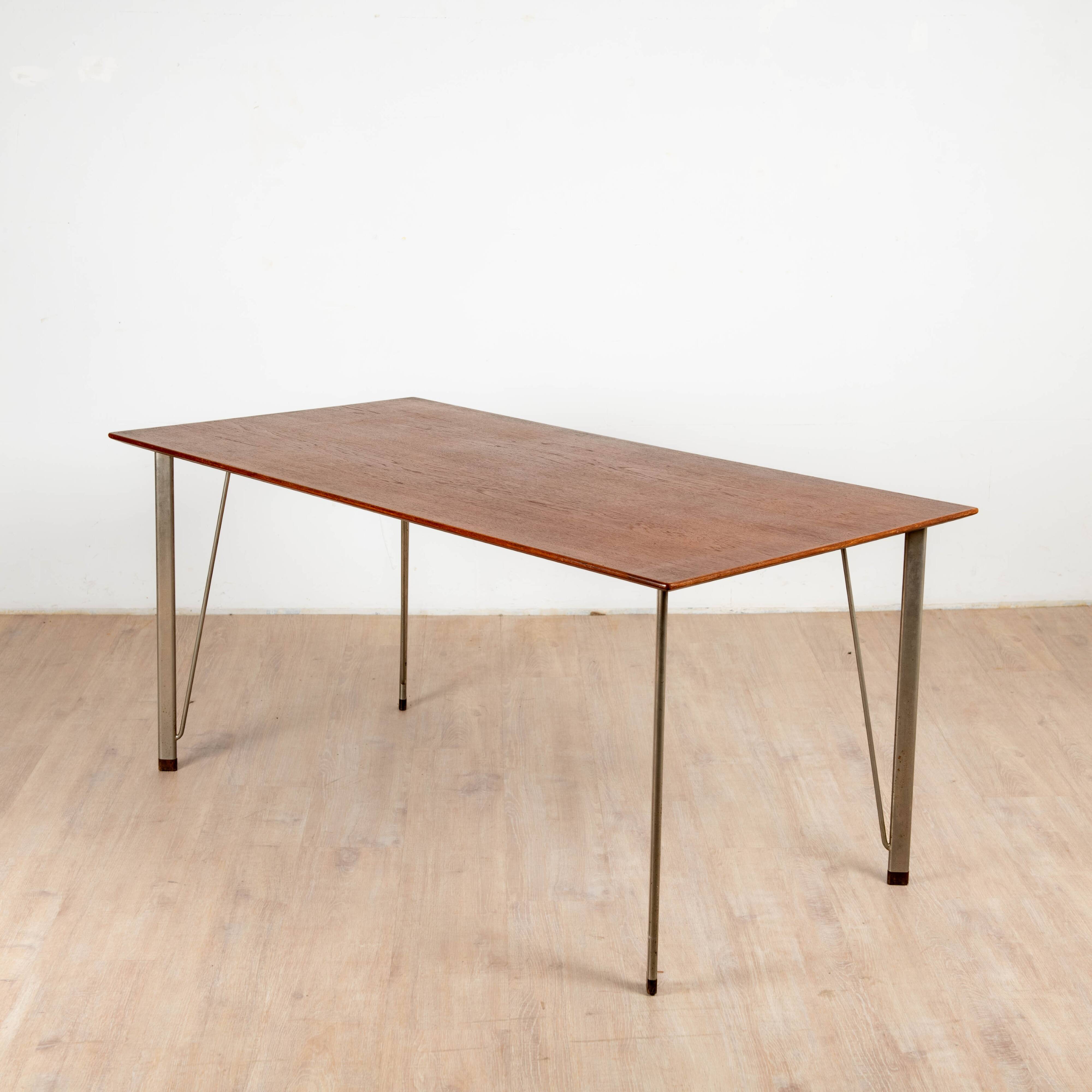 Model 3605 Rosewood Desk by Arne Jacobsen for Fritz Hansen, Denmark, 1960