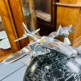 Aluminum globe to be laid with an aircraft axle