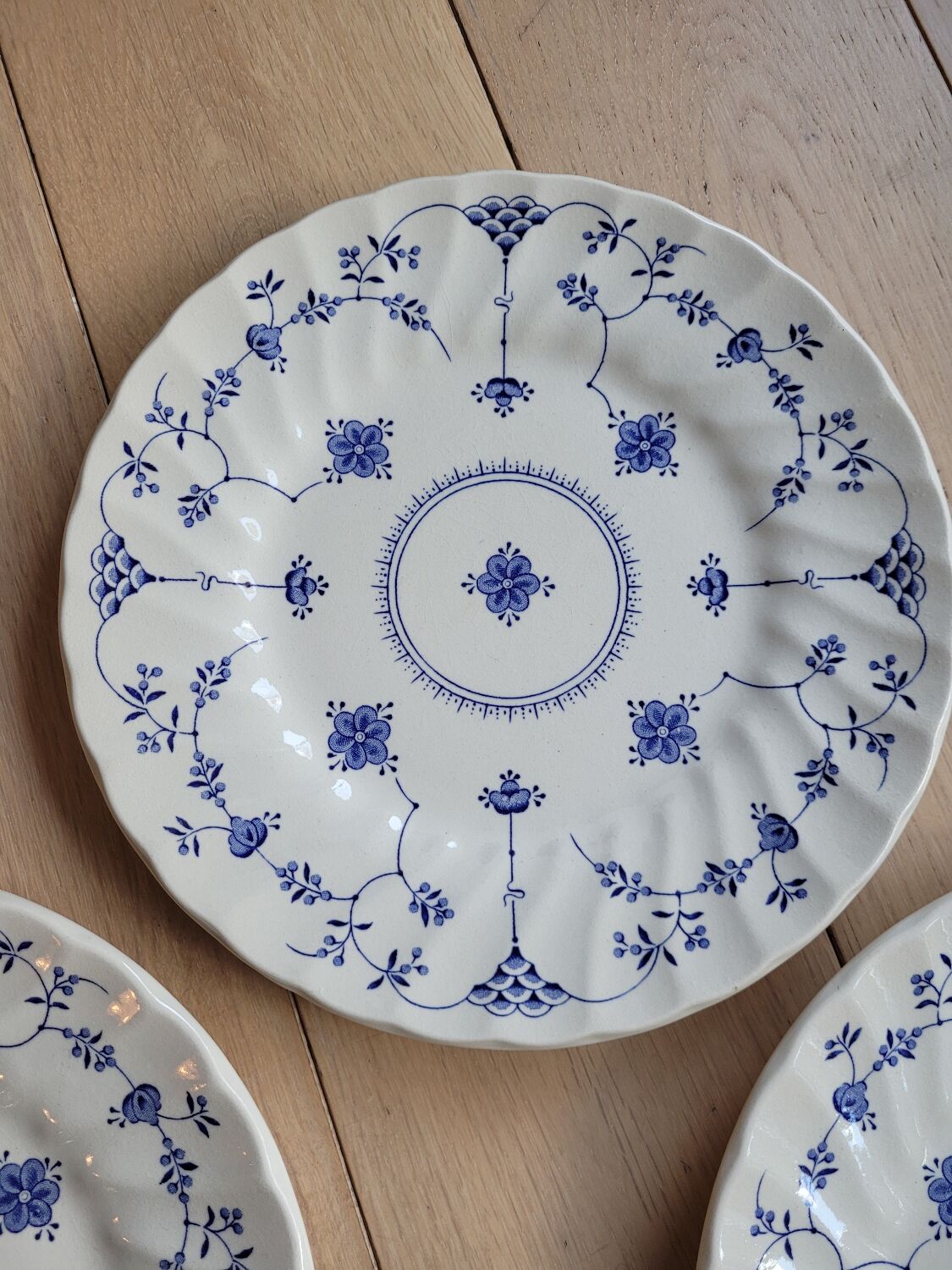 Set of 4 Stafforshire dessert plates