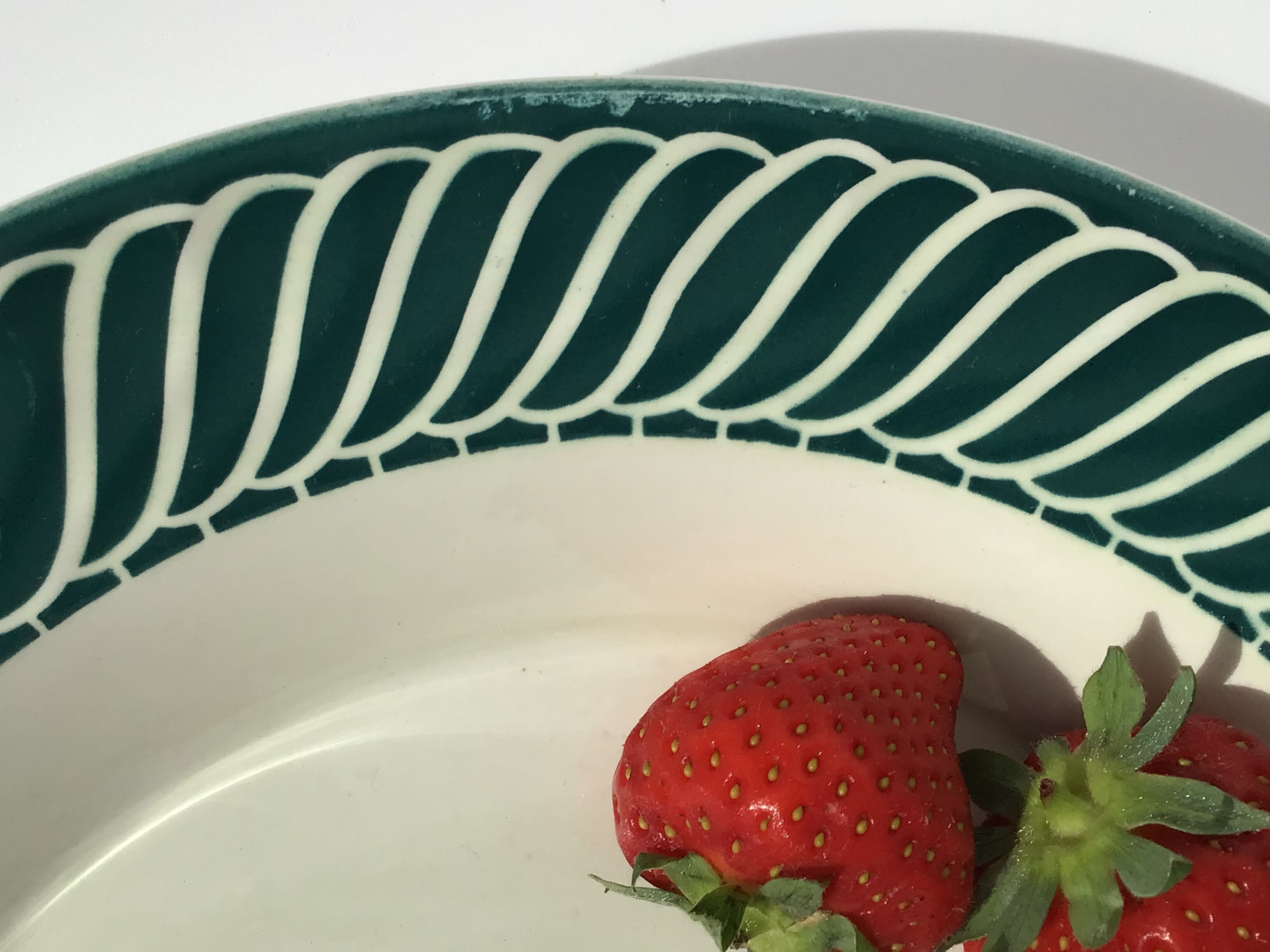 Hollow dish Digoin dark green jacquot model