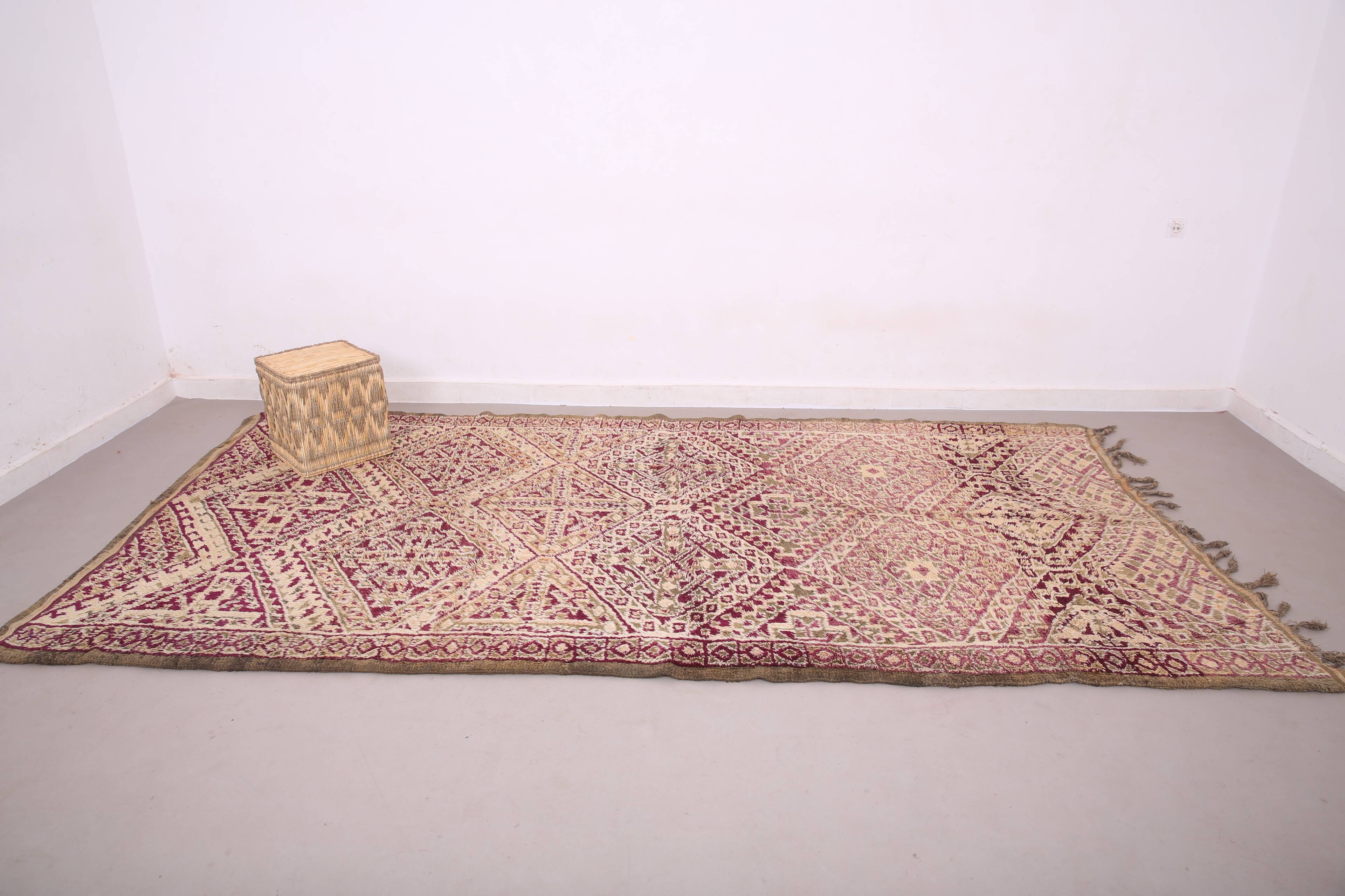 Purple Vintage Beni Mguild Rug 186 x 353 cm - Handmade Berber Wool Rug