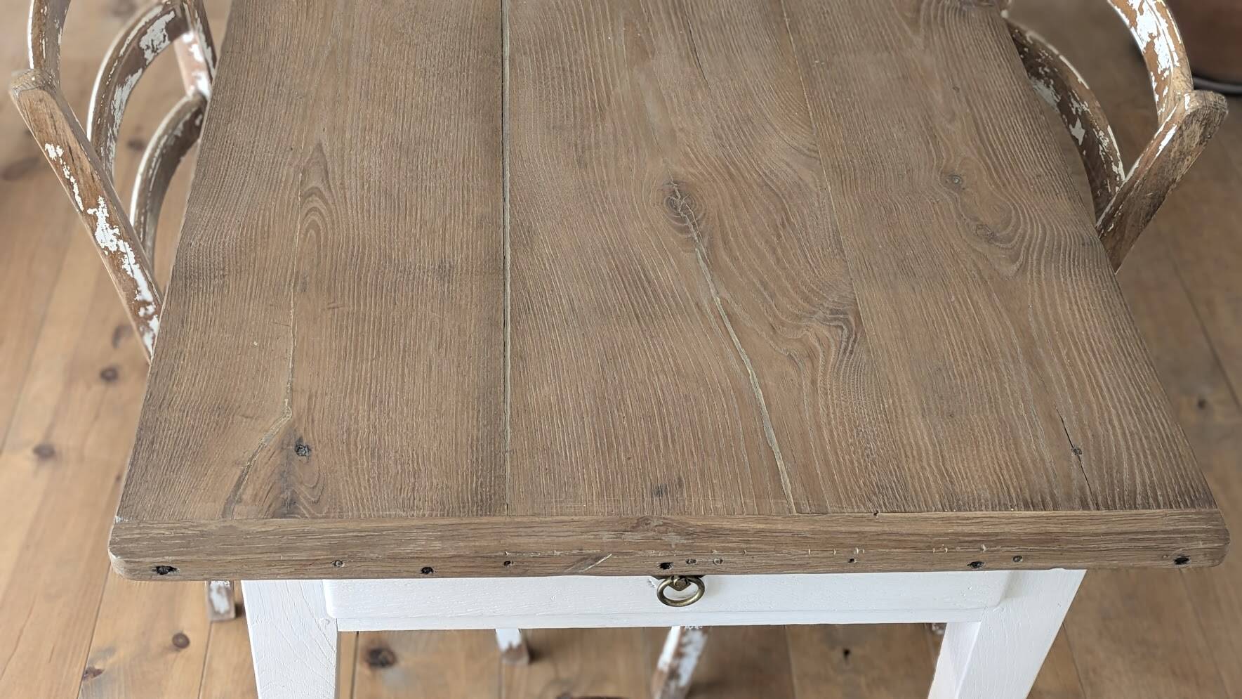 Farmhouse table