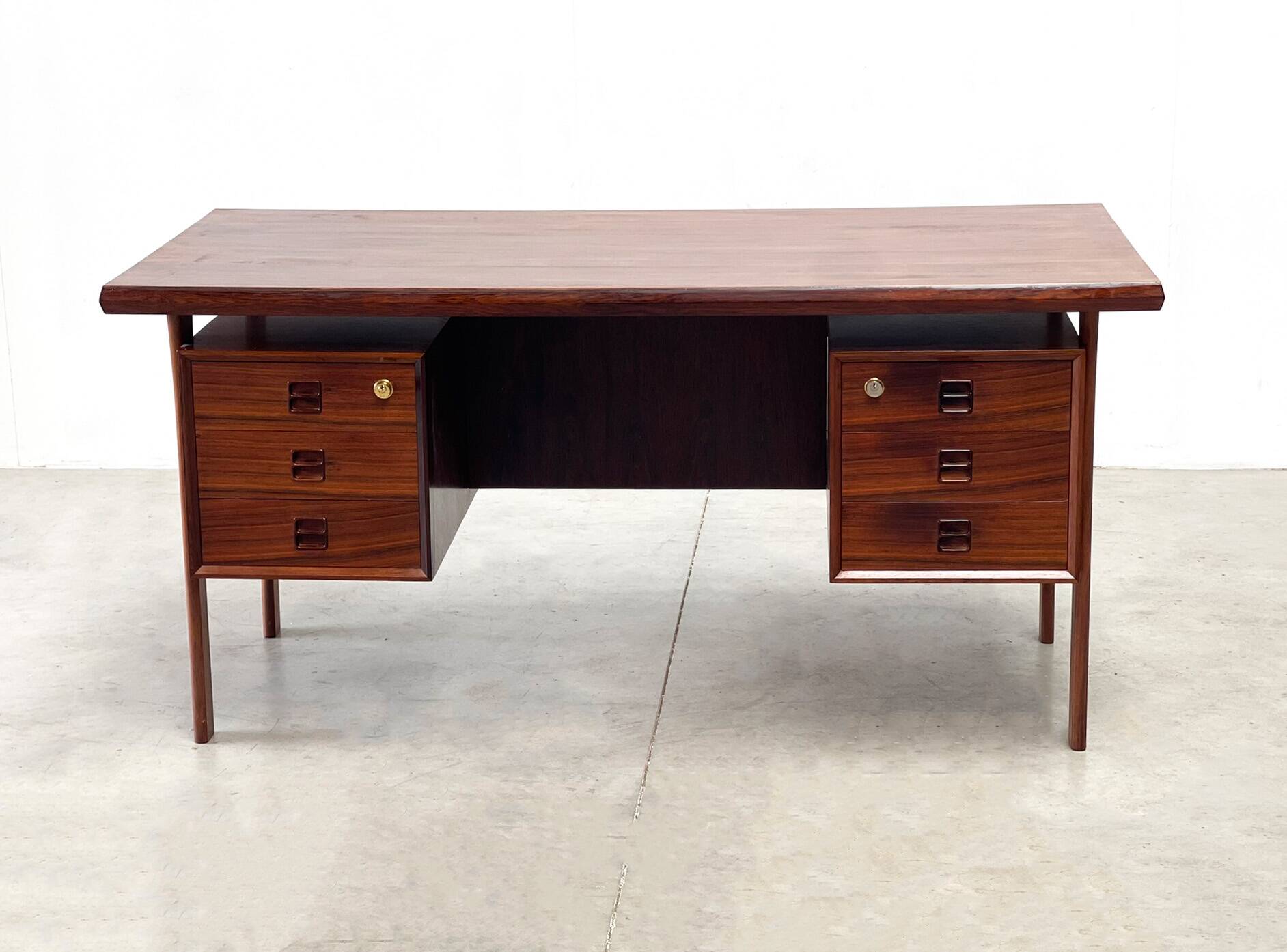Arne Vodder Rosewood double sided desk