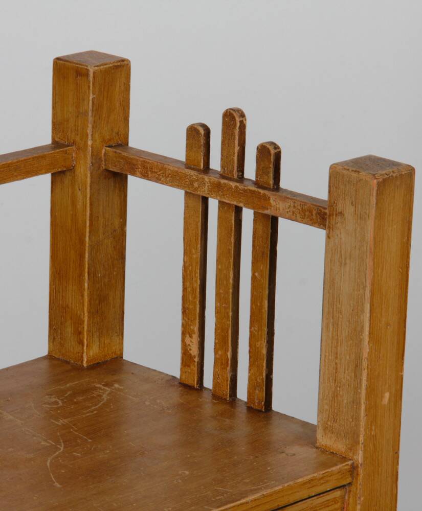 Etagère en bois datant des années 1960