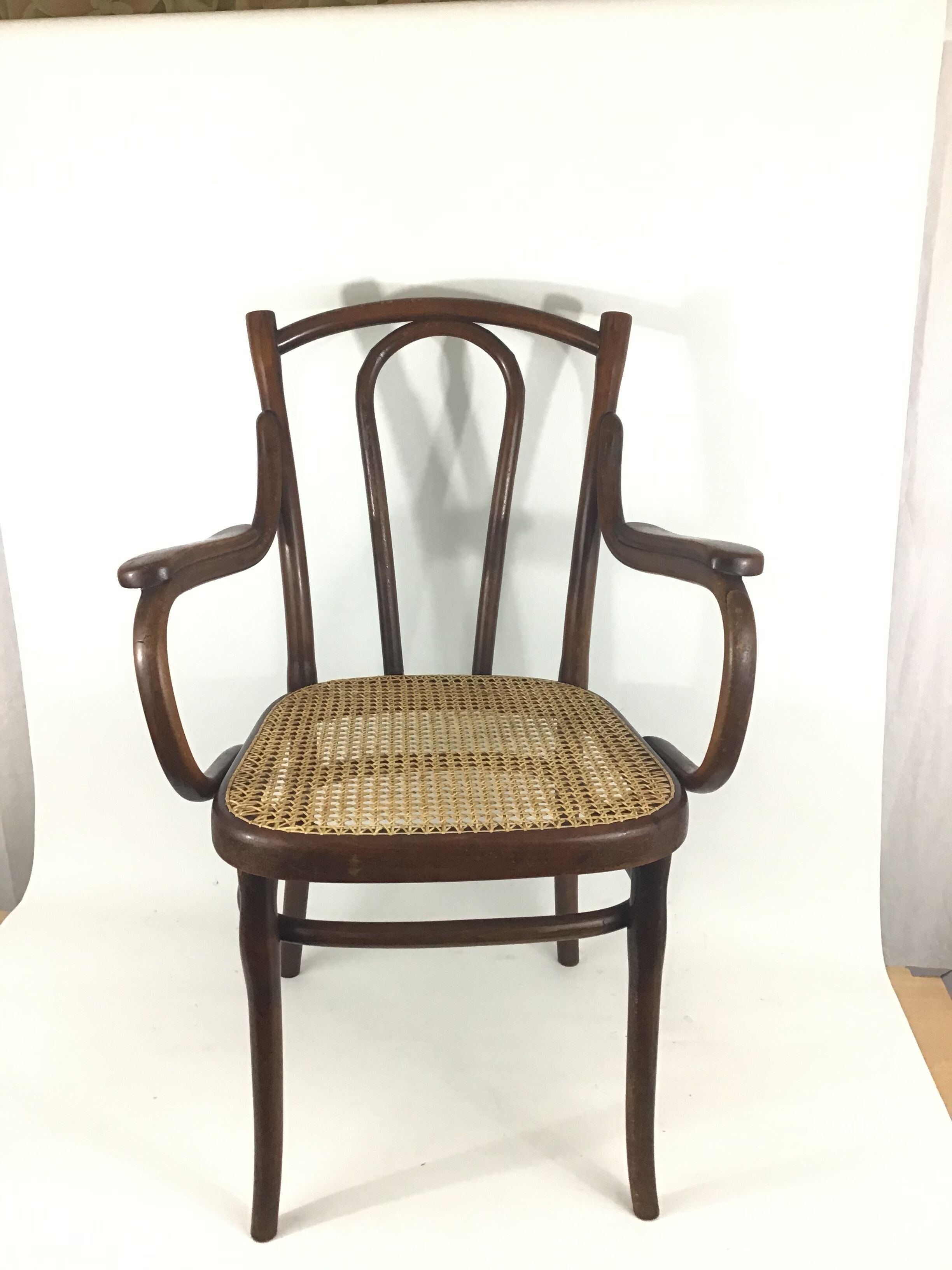 Thonet chair 11