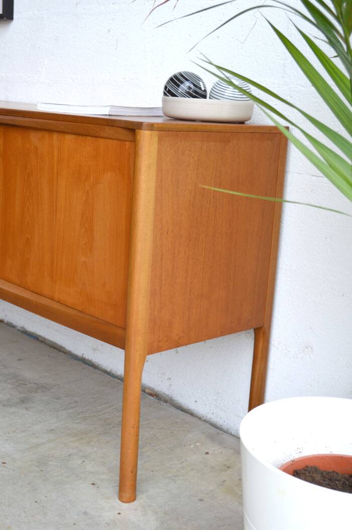 Scottish enfilade by McIntosh 175 cm