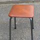 Tabouret vintage carré acier et cuir marron