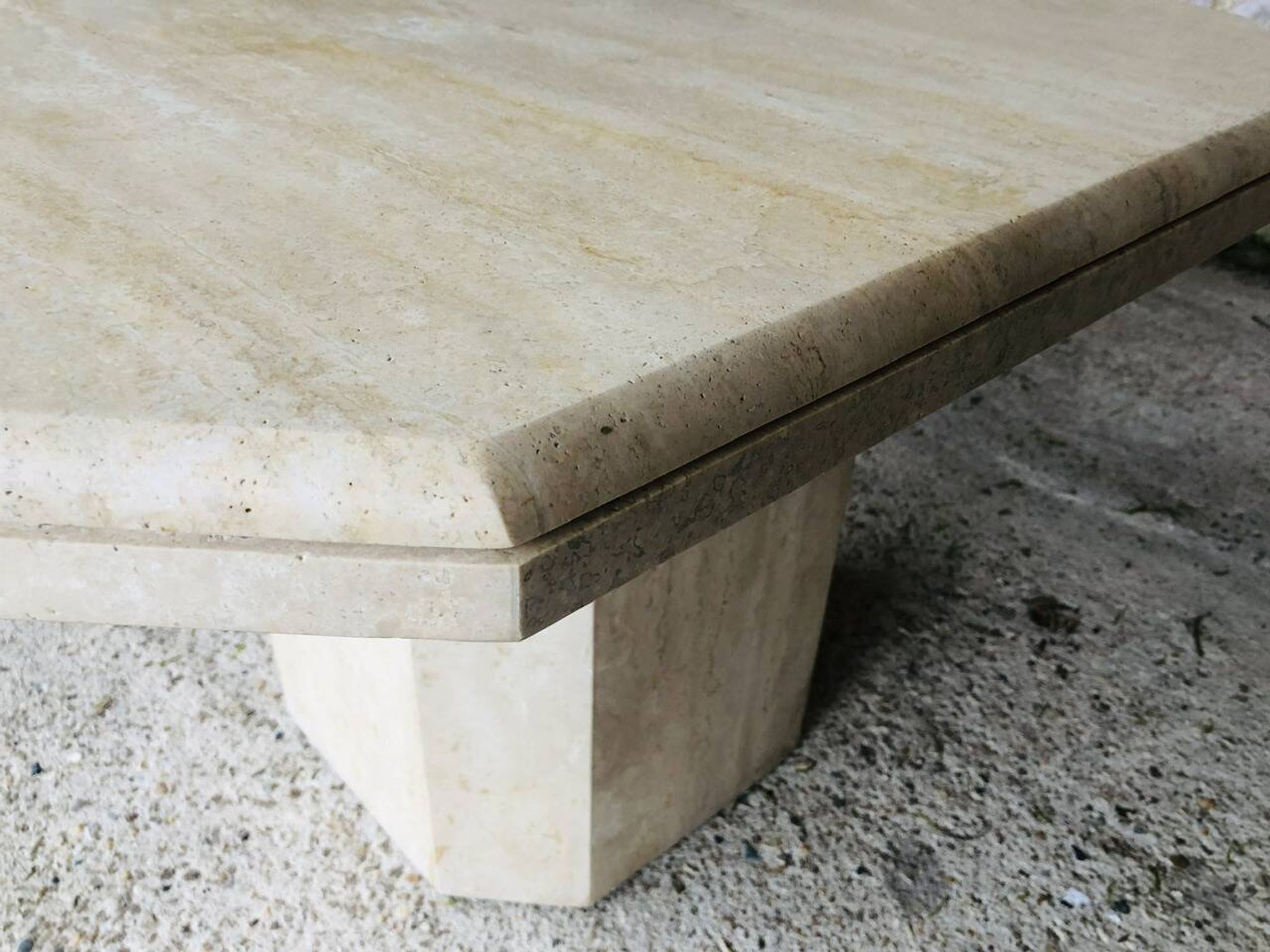 Table basse en travertin octogonale, vintage circa 70/80