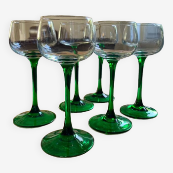 Verres à pied vintage vert, fait en france