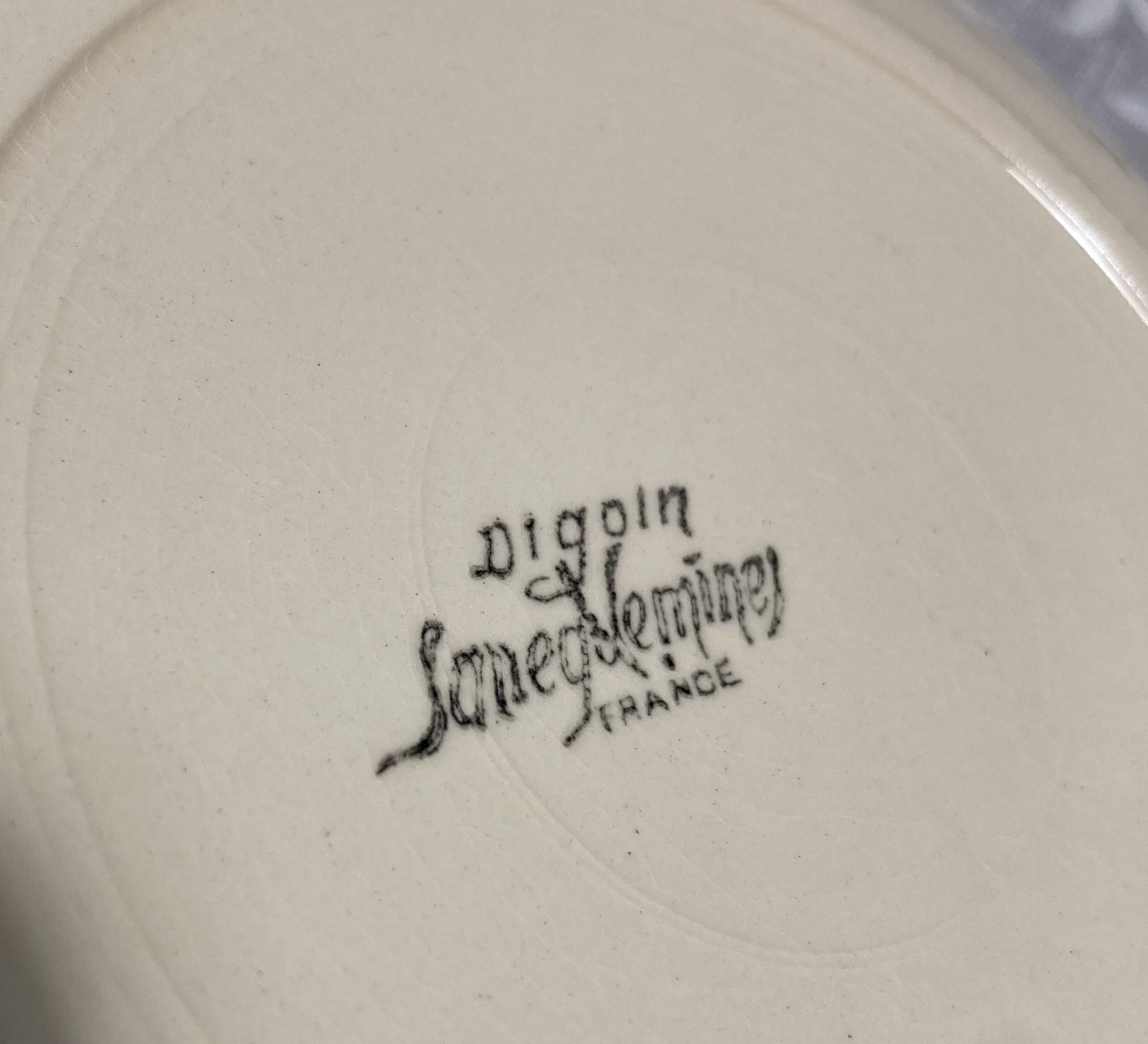 Set de 8 assiettes creuse "Ivoire à godrons" Digoin Sarreguemines