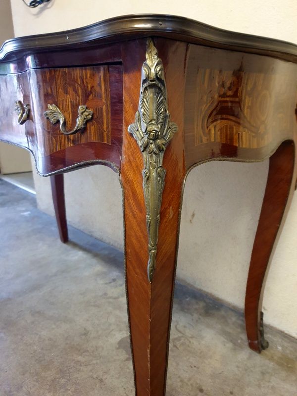 Old office - Louis XV style - Veneer wood and gilded bronze - richly inlaid
