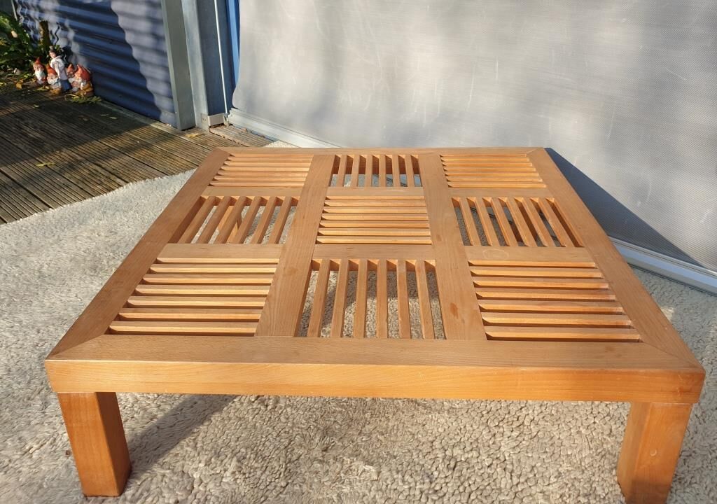 Coffee table 9 openwork checkerboards in solid beech