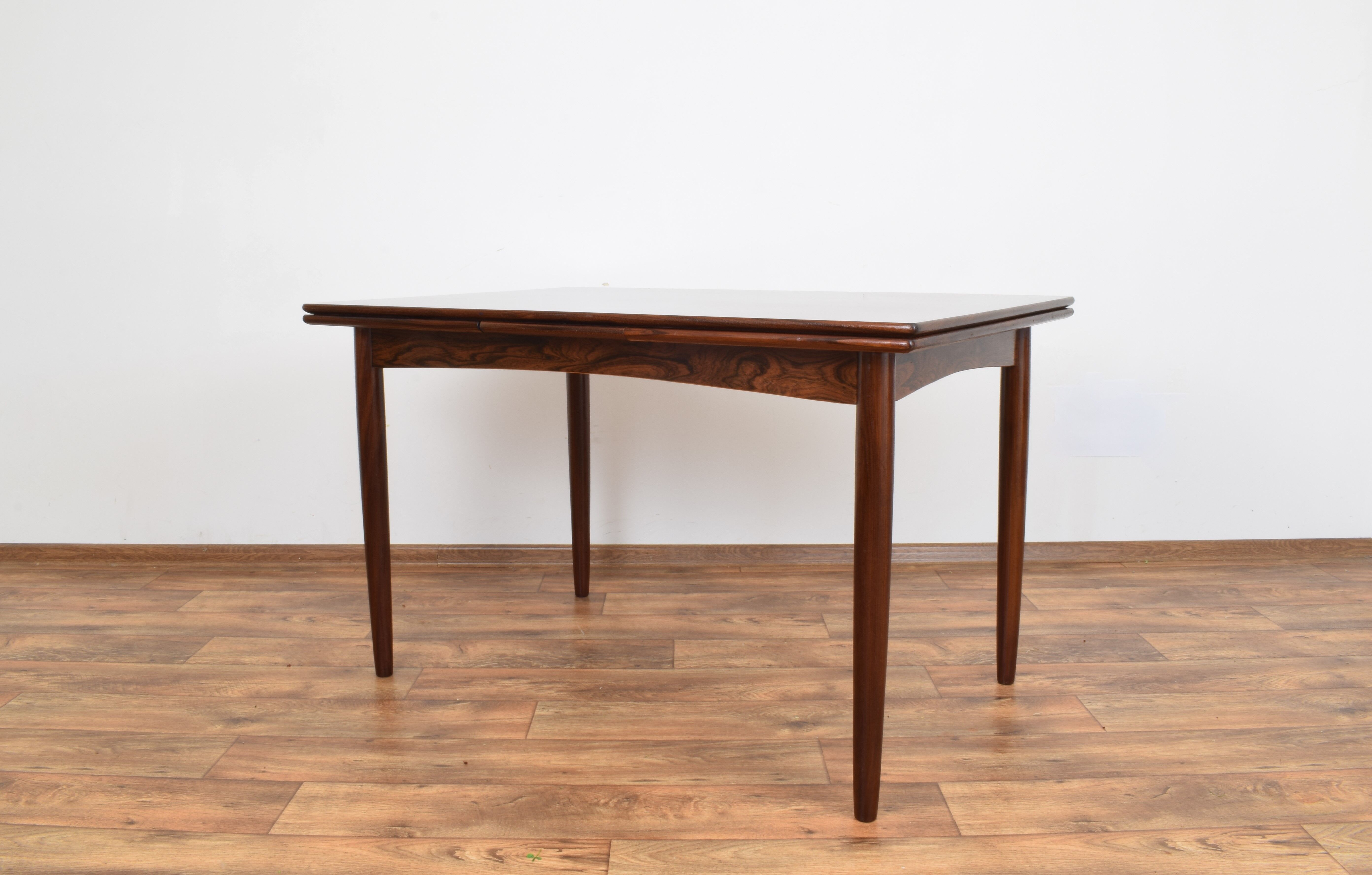 Mid-Century Danish Extentable Dining Table, 1960s