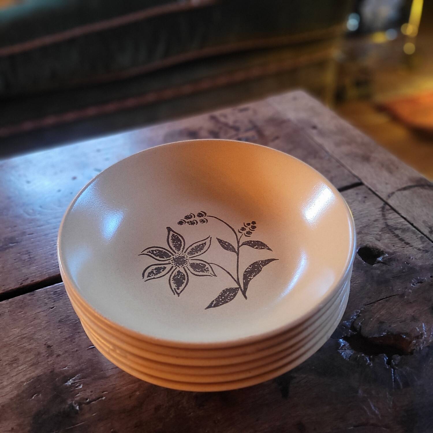 6 floral pattern soup plates. 1970s