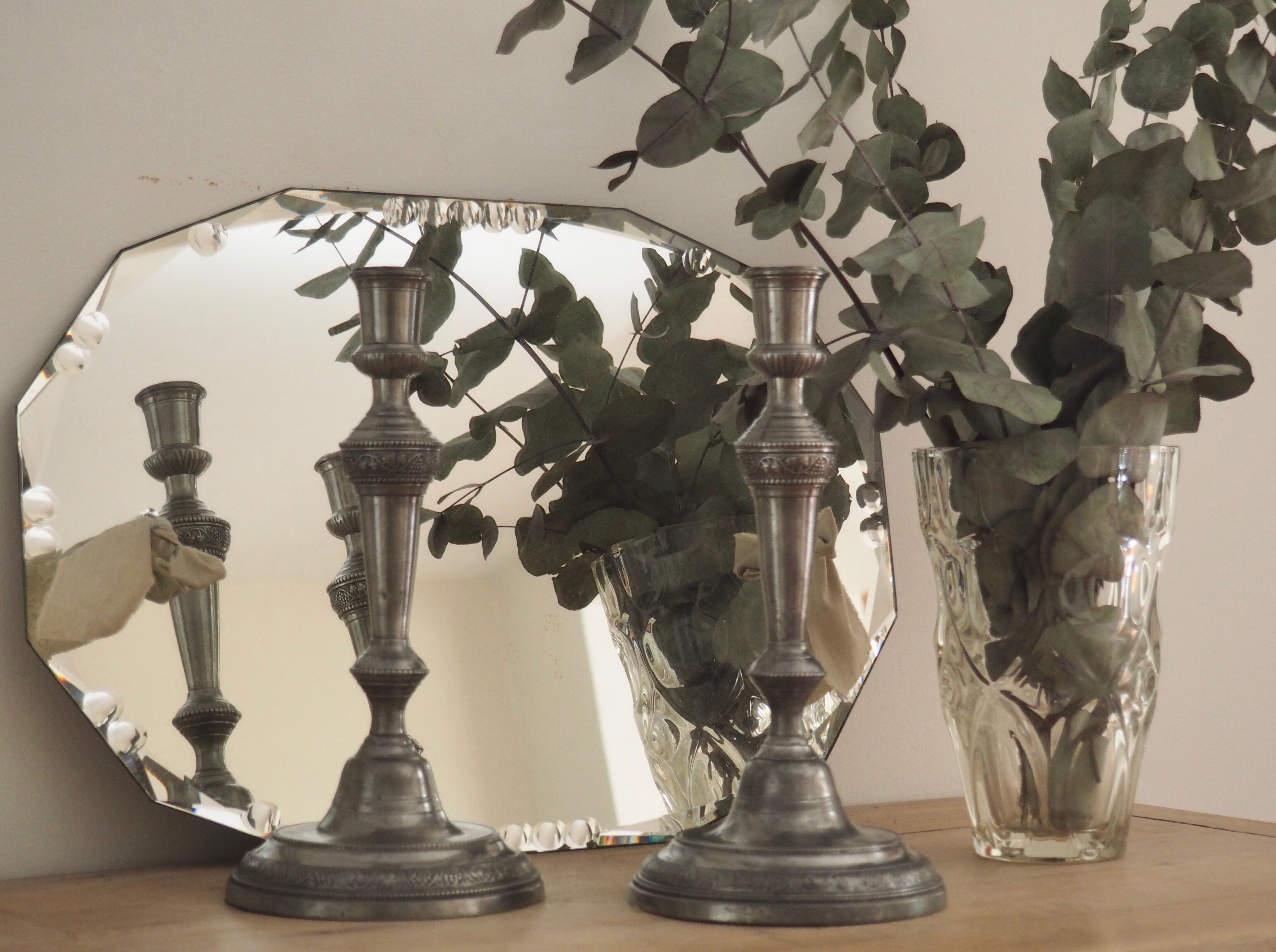 Pair of candlesticks