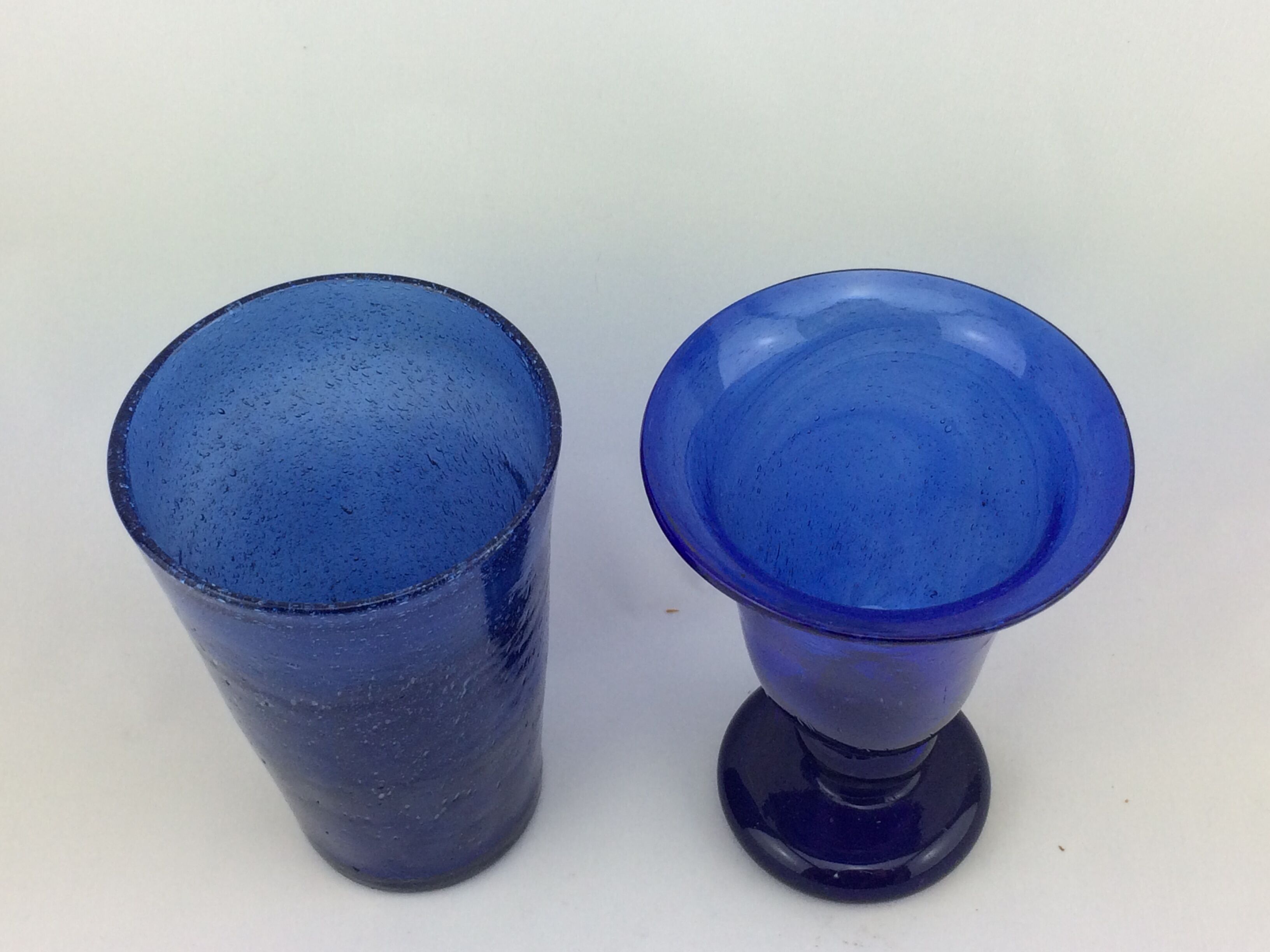 Batch glass bubble of biot blue foot and cup