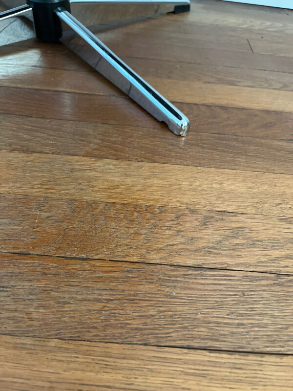 Fauteuil œuf vintage prune