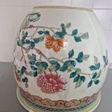 China - Circular fishbowl in Famille Rose enamel